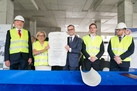 Signing of the Construction Act for the Medical University of Warsaw Center of Dentistry